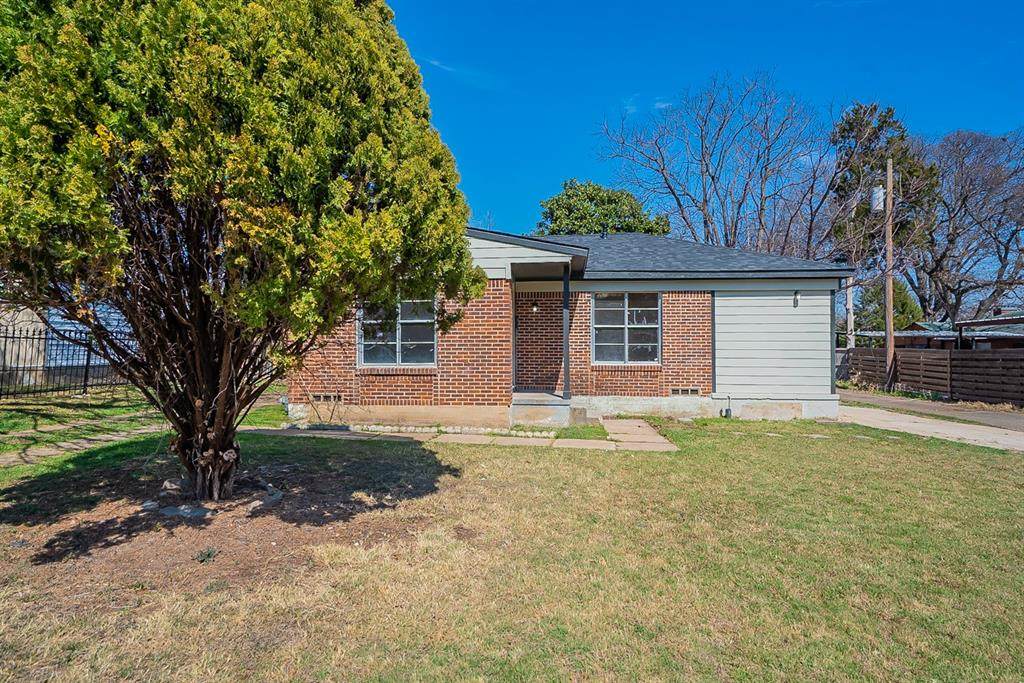 2711 Overcrest Street - Photo 1