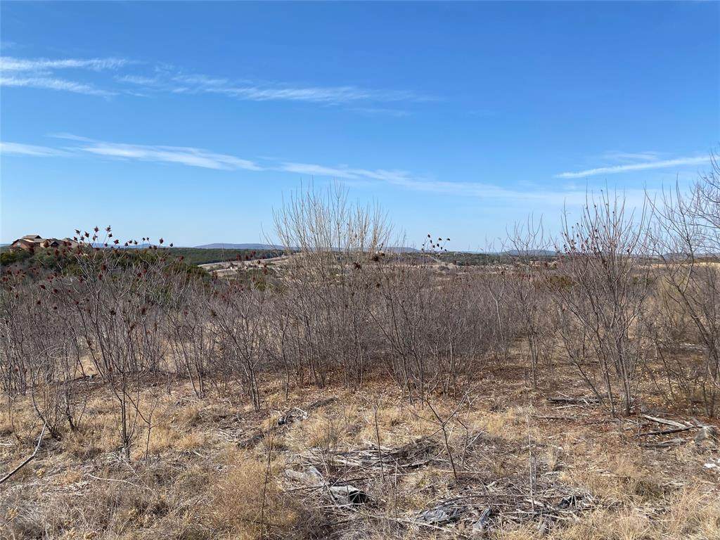 1008 Raven Circle - Photo 1