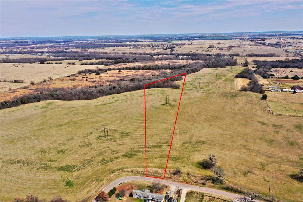 003 Yowell Road - Photo 1