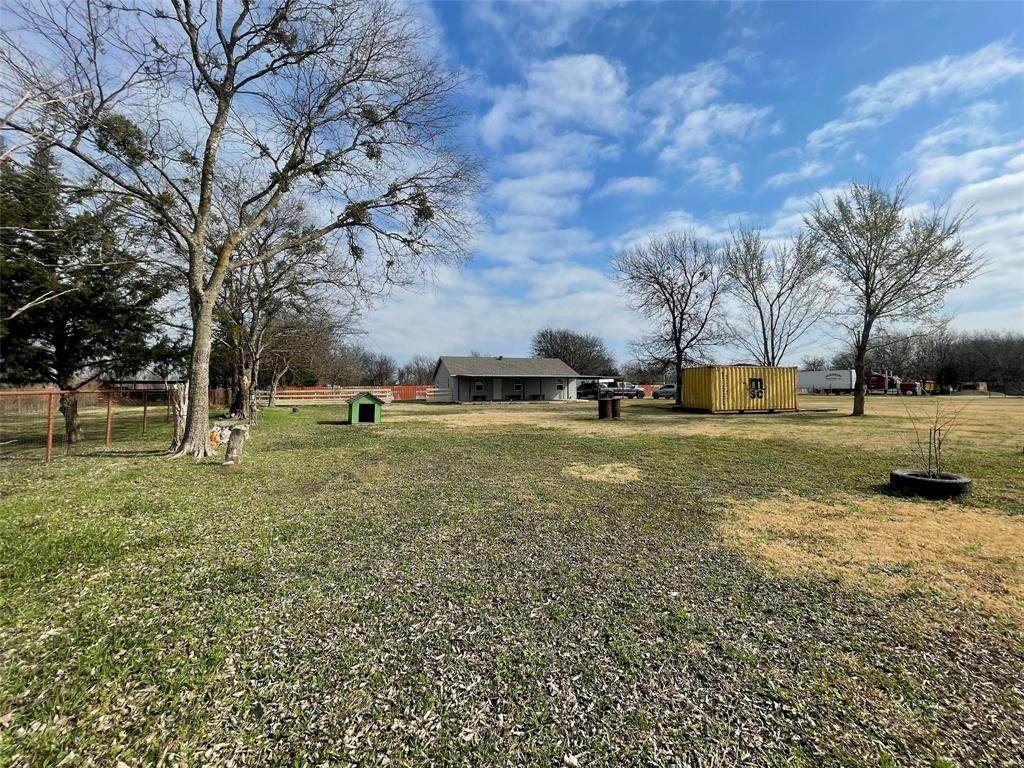 5601 Bilindsay Road - Photo 1