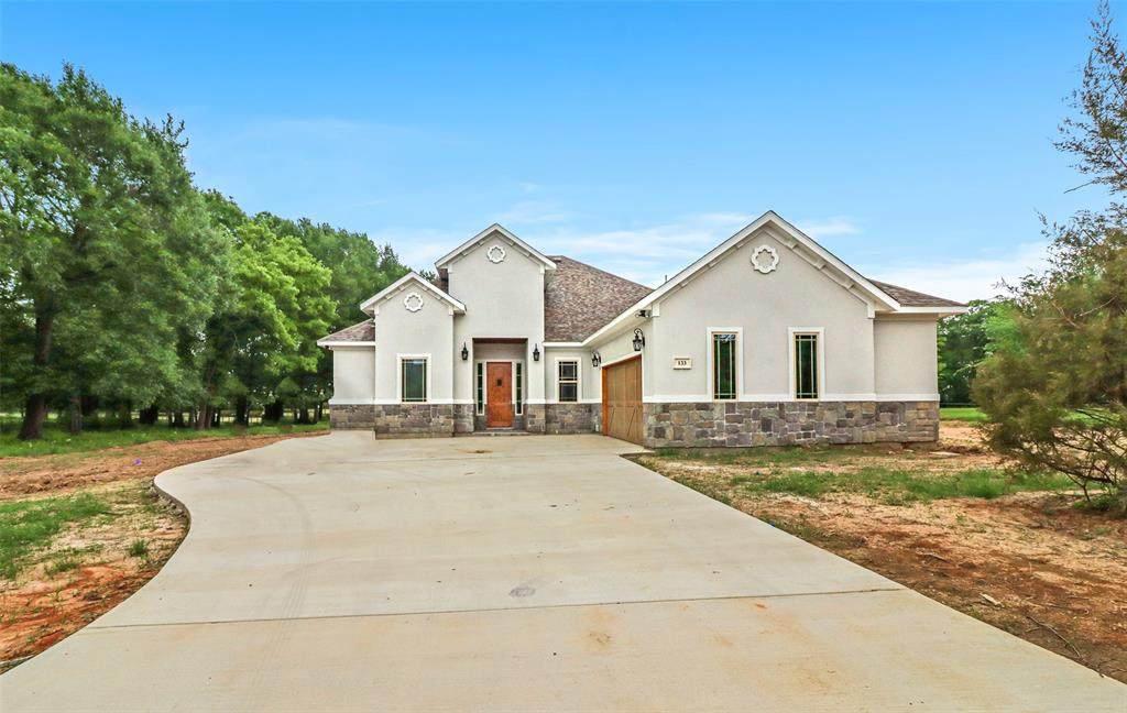 133 County Road 2230K - Photo 1