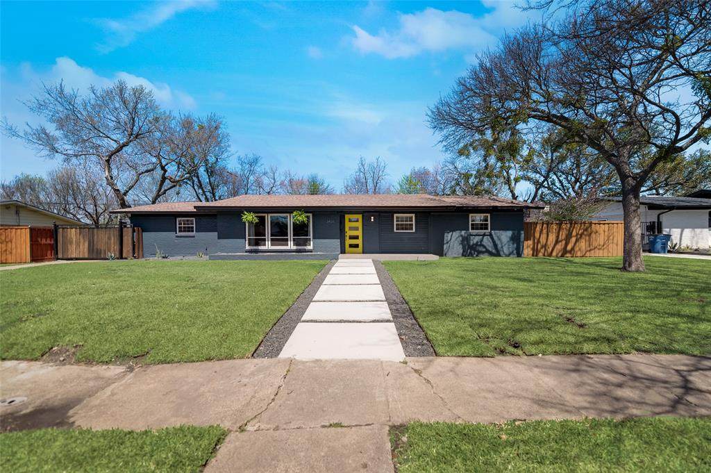3458 Saint Cloud Circle - Photo 1