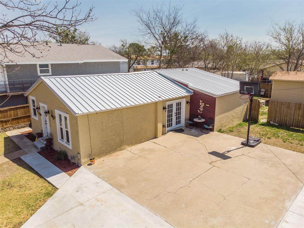 1511 Pearl Street - Photo 1
