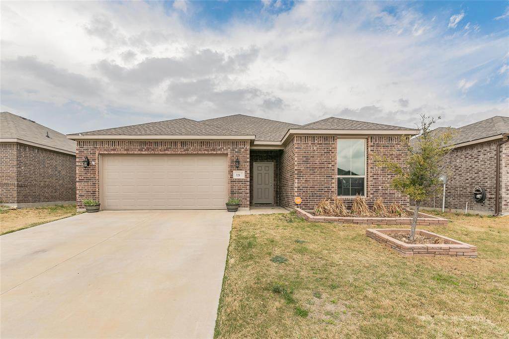 328 Emerald Creek Drive - Photo 1