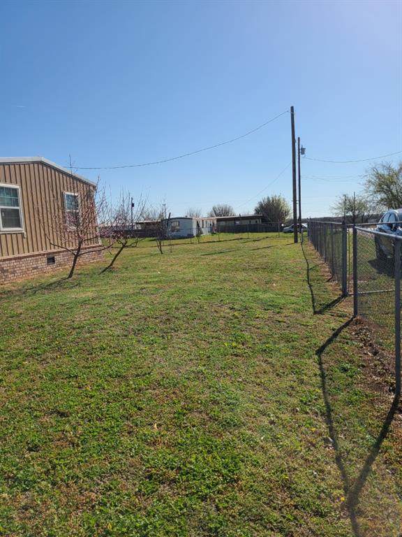 812 27th Street - Photo 1