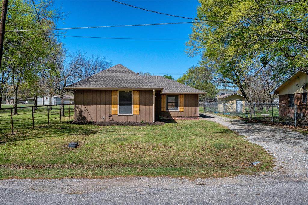 513 Carter Street - Photo 1