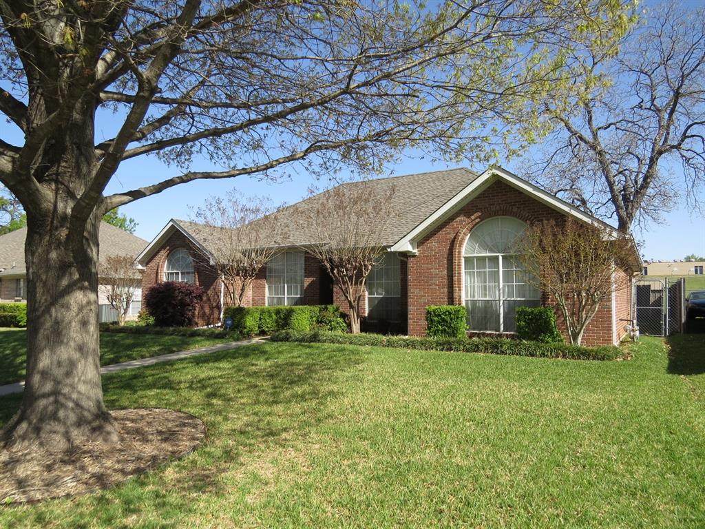 1013 Oakdale Road - Photo 1