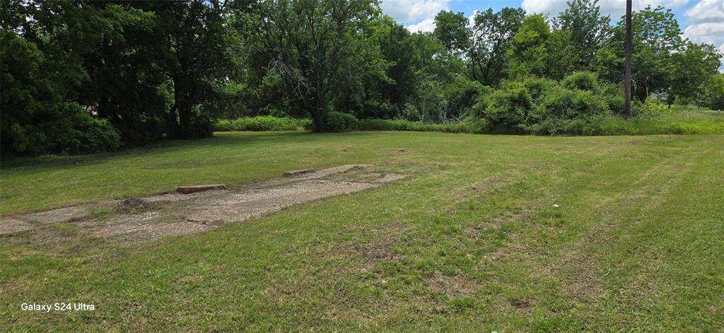 1009 10th Street - Photo 1