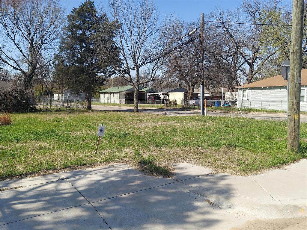 2315 Starks Avenue - Photo 1