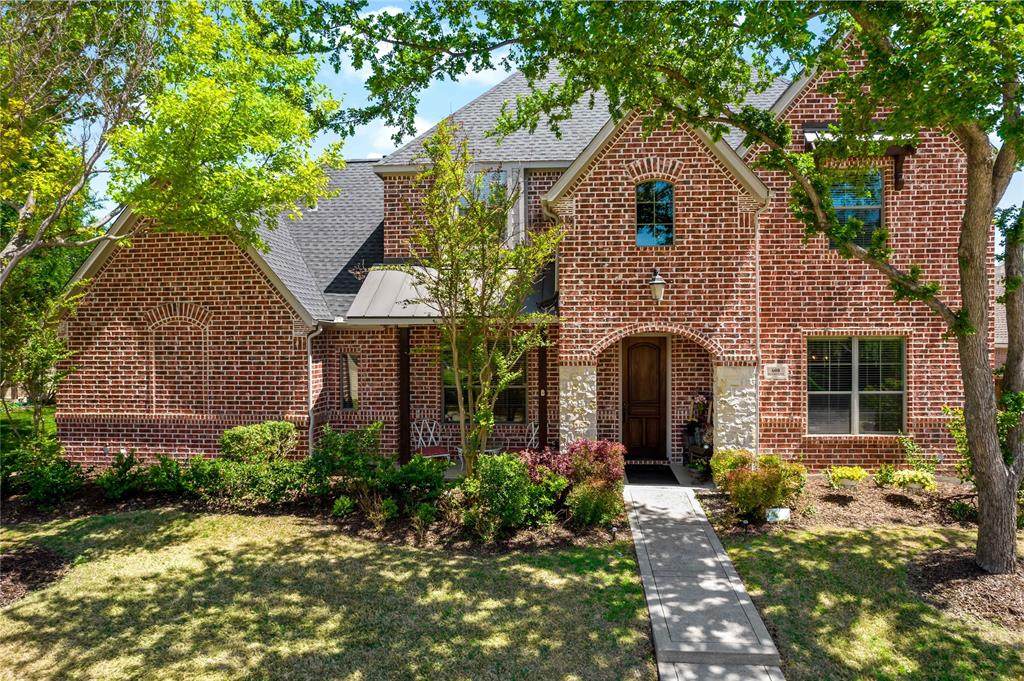 608 Belford Place - Photo 1