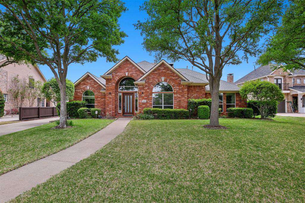 5305 Sandalwood Drive - Photo 1