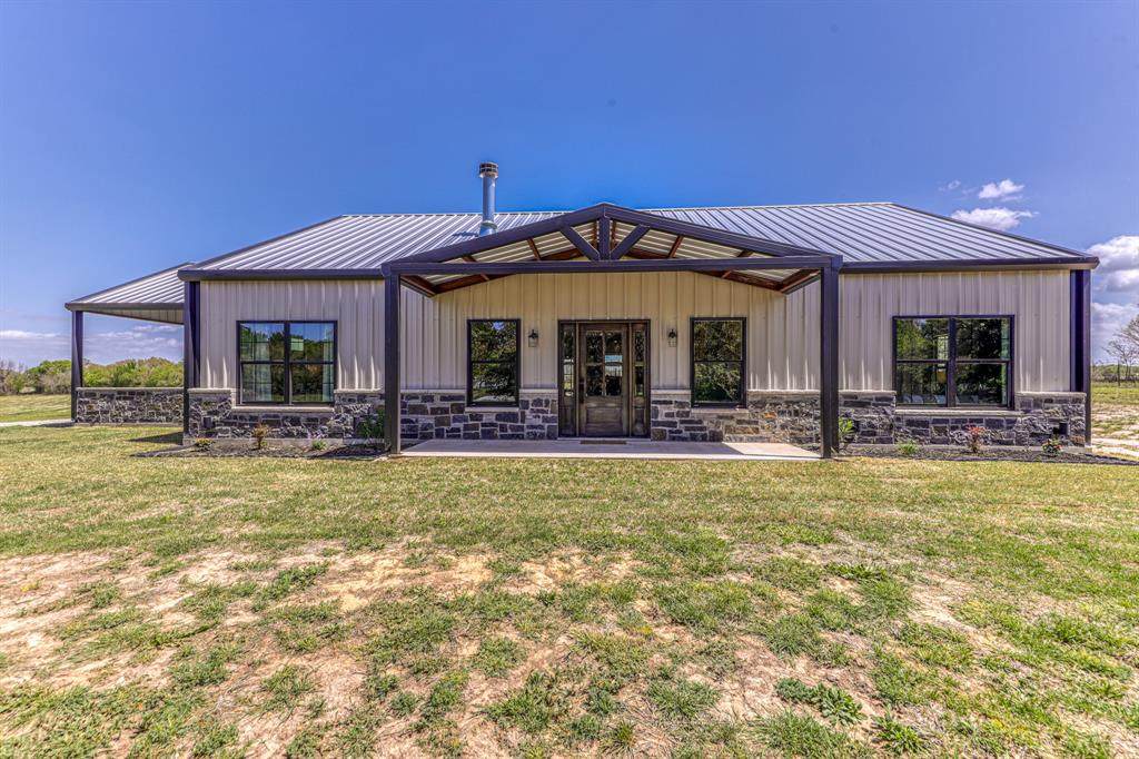 420 County Road 3825 - Photo 1