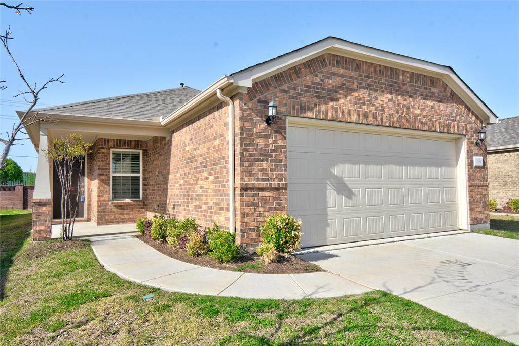 2054 Marsh Point Drive - Photo 1