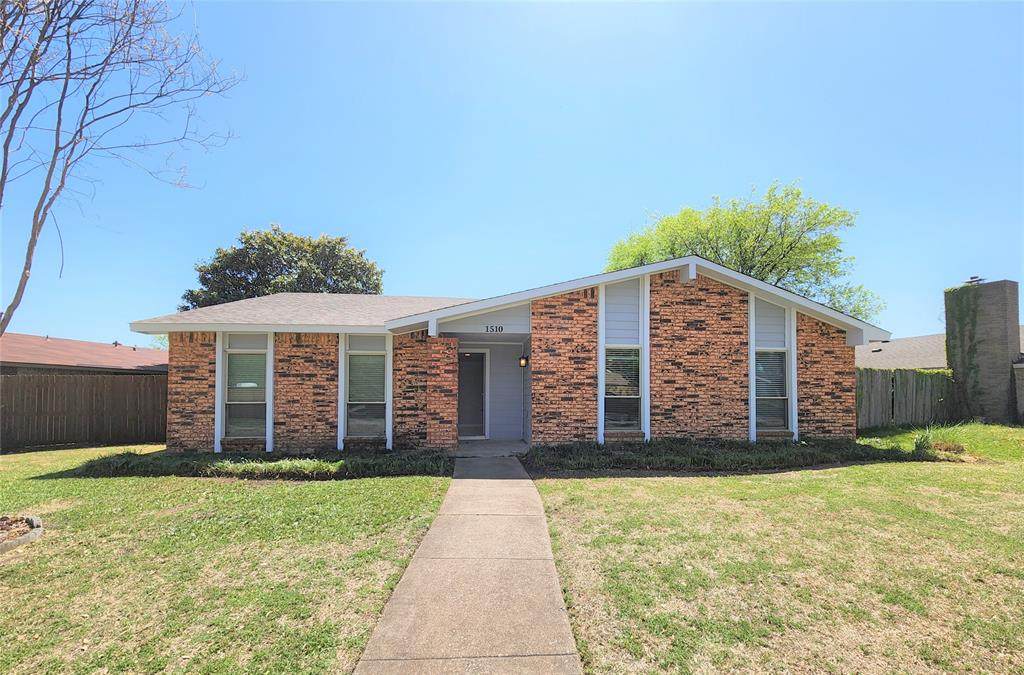 1510 California Trail - Photo 1