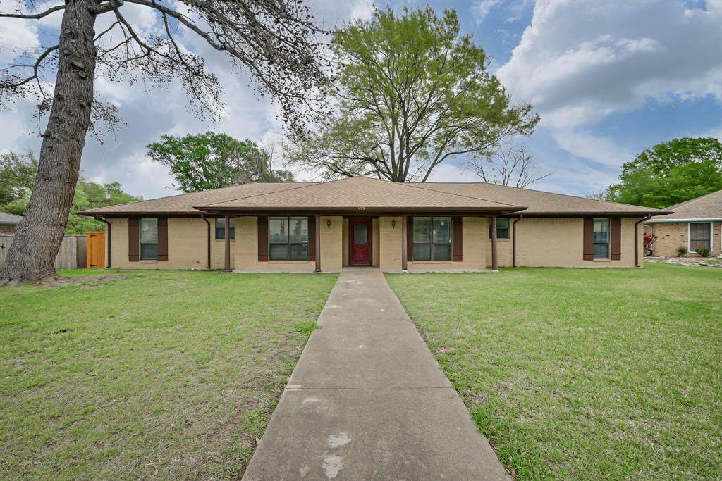 1209 Lexington Drive - Photo 1