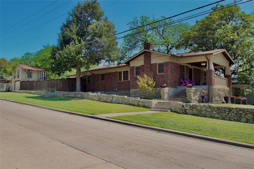 2101 Tremont Avenue - Photo 1