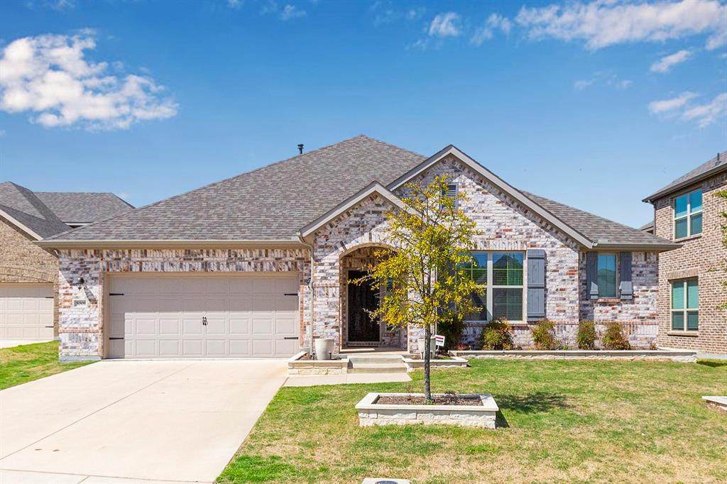 3001 Acacia Lane - Photo 1