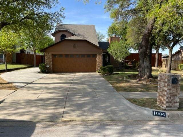 1004 Hills Terrace - Photo 1