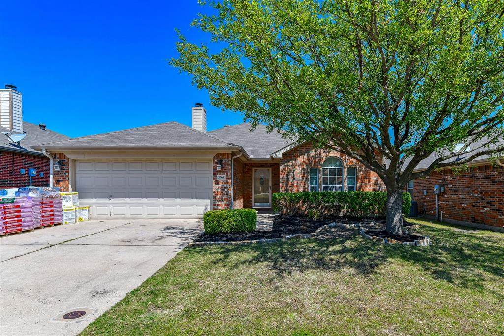 3705 Vista Greens Drive - Photo 1