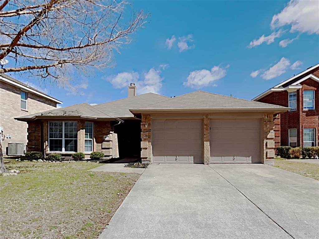 4977 Kingfisher Lane - Photo 1