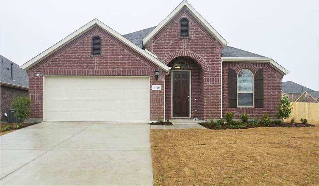 5729 Fremont Drive - Photo 1