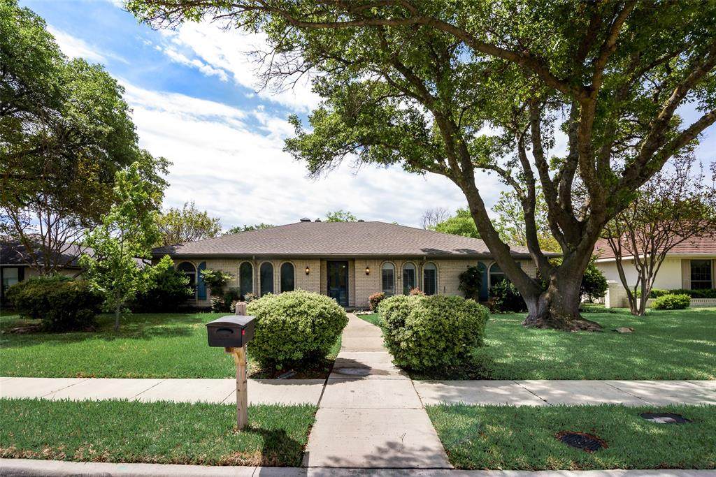 3024 Creekbend Drive - Photo 1