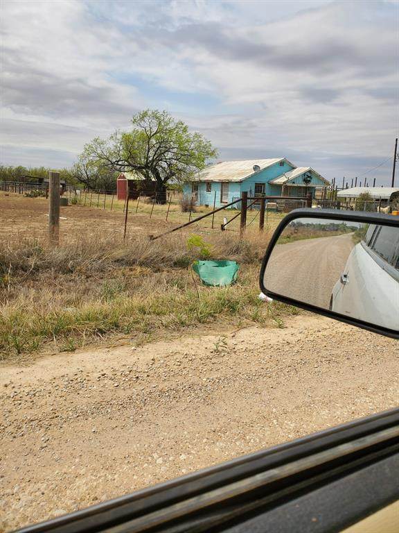 4421 Cr 209 Road - Photo 1