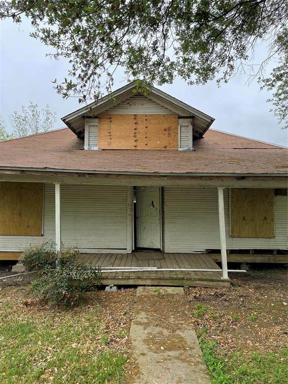 808 9th Street - Photo 1