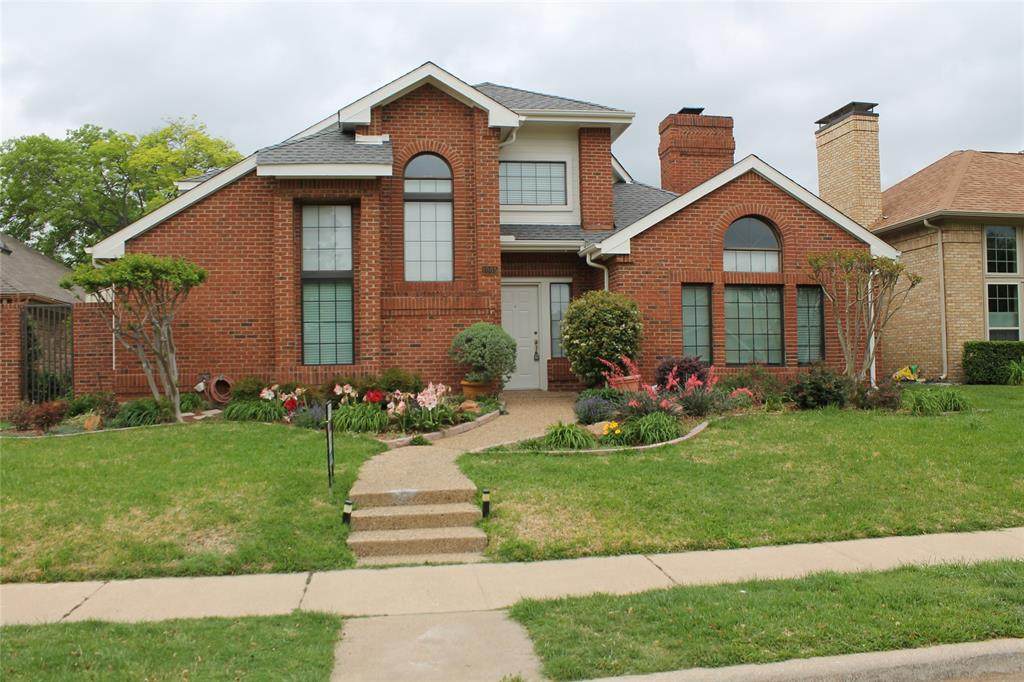 1005 Murl Drive - Photo 1