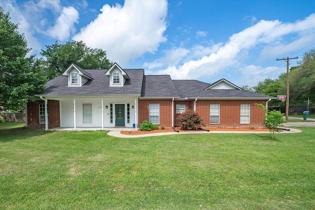 129 Ebony Place - Photo 1