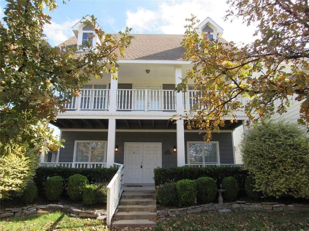 1632 Spanish Moss Way - Photo 1