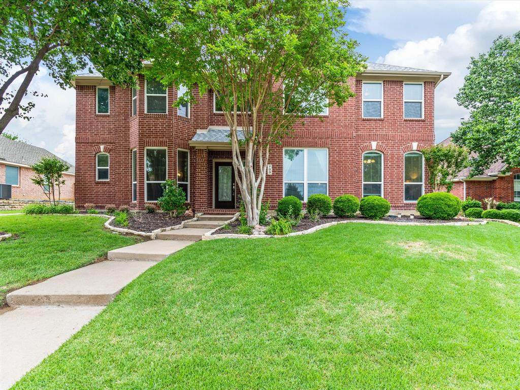 703 Waters Edge - Photo 1