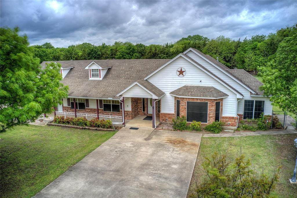 1473 County Road 463 - Photo 1