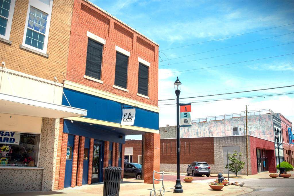 501 Main - Photo 1