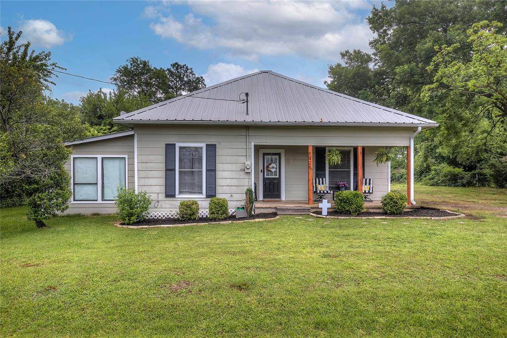 9425 Farm Road 269 - Photo 1