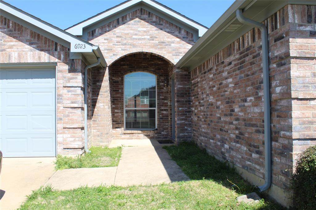 6923 Misty Meadow Lane - Photo 1