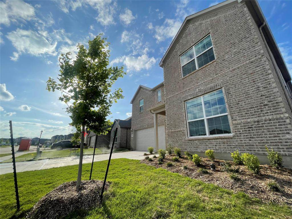 1013 Adelyn Street - Photo 1