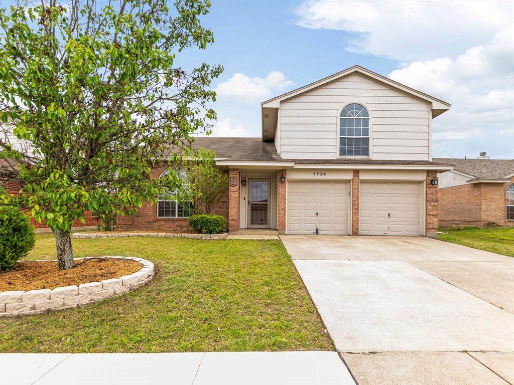 1716 Lost Crossing Trail - Photo 1