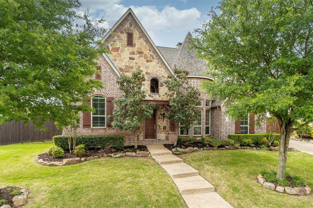 422 Glenbrook Drive - Photo 1