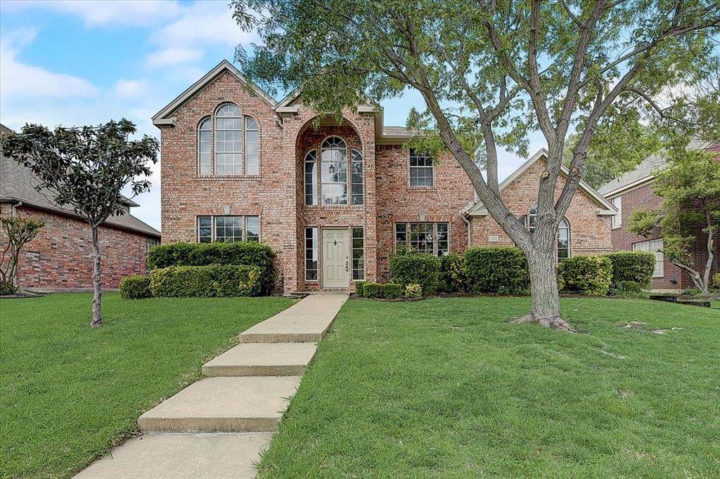 8921 Smokey Drive - Photo 1