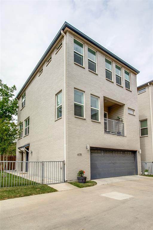 6015 Chimera Court - Photo 1