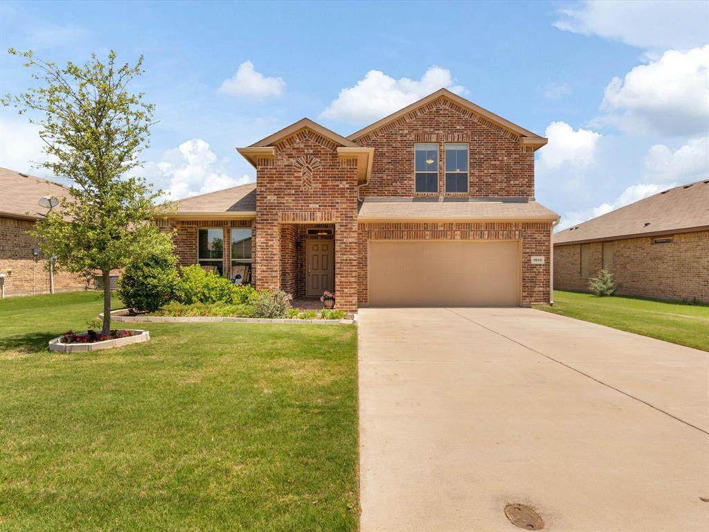 1822 Creekwood Drive - Photo 1