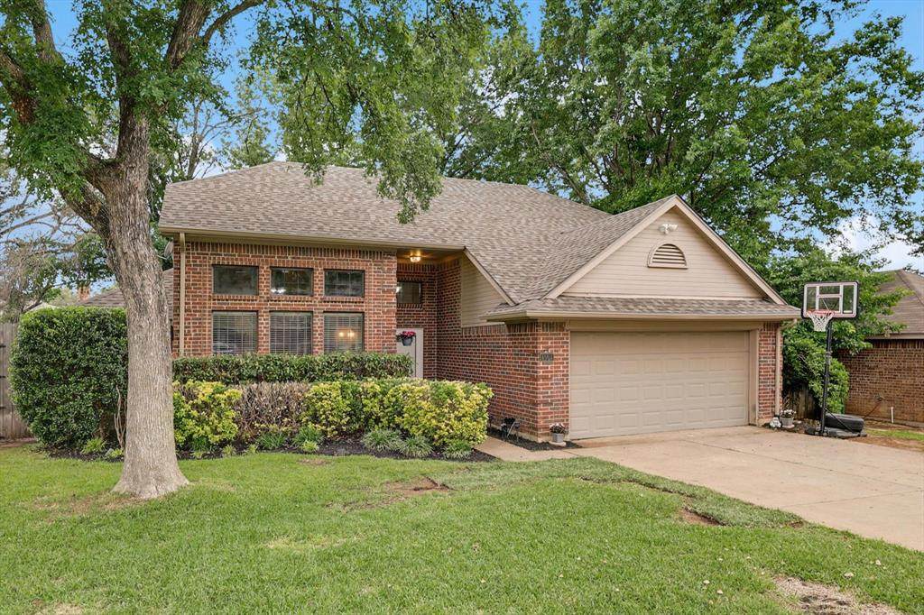 4504 Westchase Circle - Photo 1