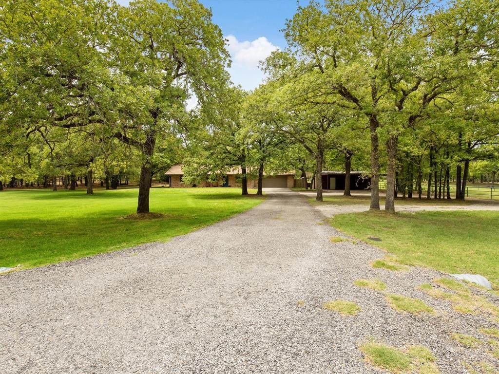 201 Oak Street - Photo 1