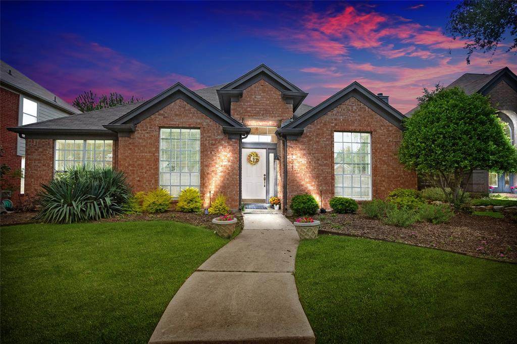 7121 Chateau Drive - Photo 1