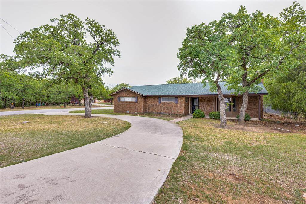 540 Dunaway Lane - Photo 1