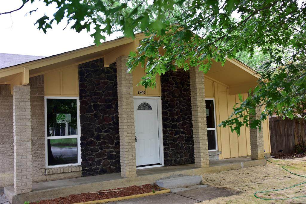 7805 Emerald Hills Way - Photo 1