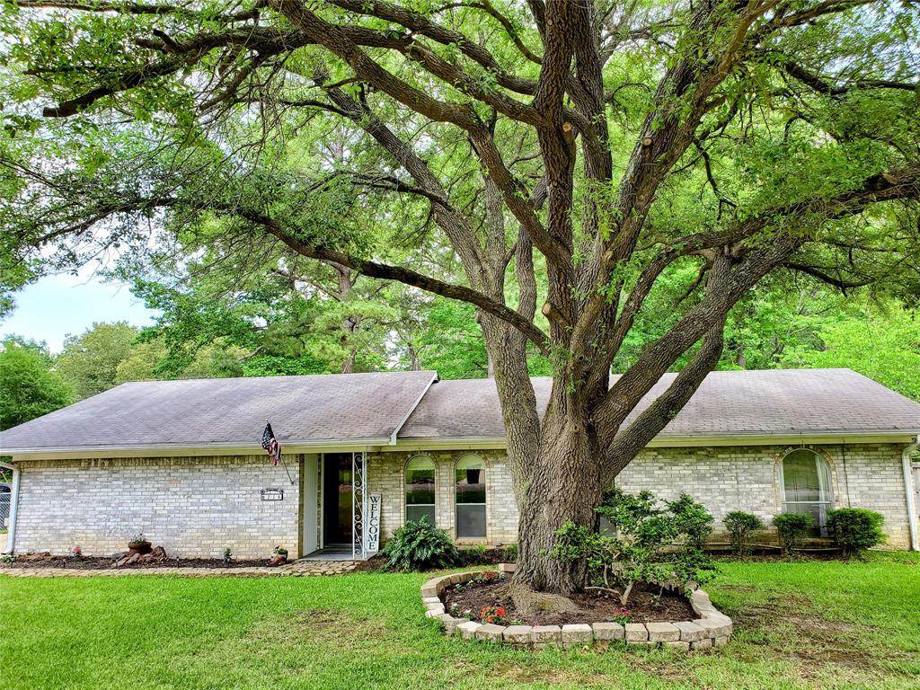 216 Mockingbird Lane - Photo 1