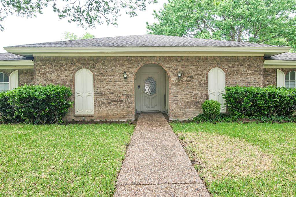 1613 Papeete Drive - Photo 1
