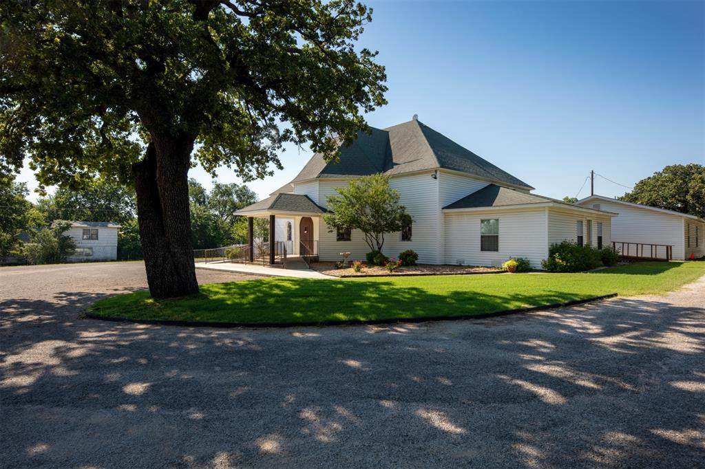 200 Boyd Avenue - Photo 1